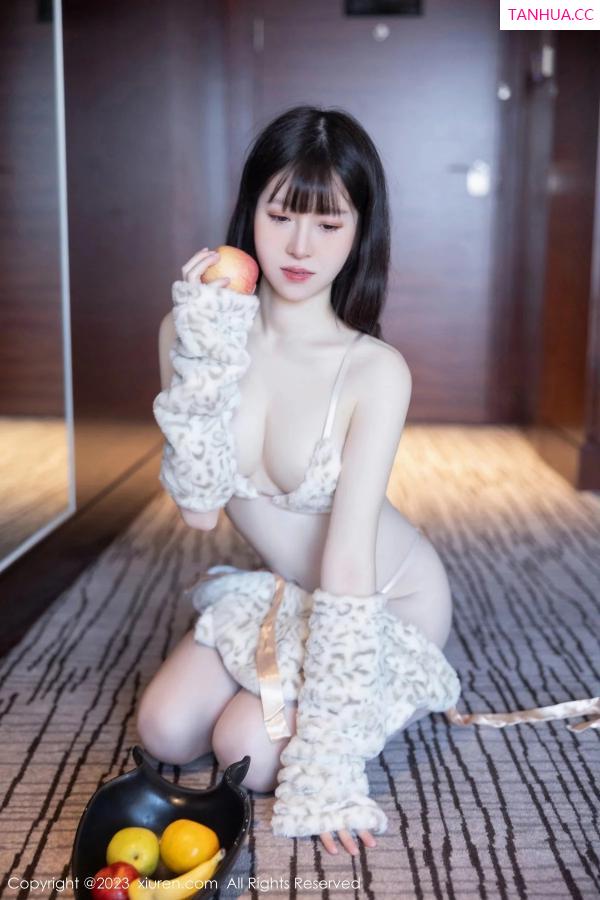   [XiuRen]高清写真图 2023.12.13 No.7803 林悠悠 丰腴美臀第11张图片